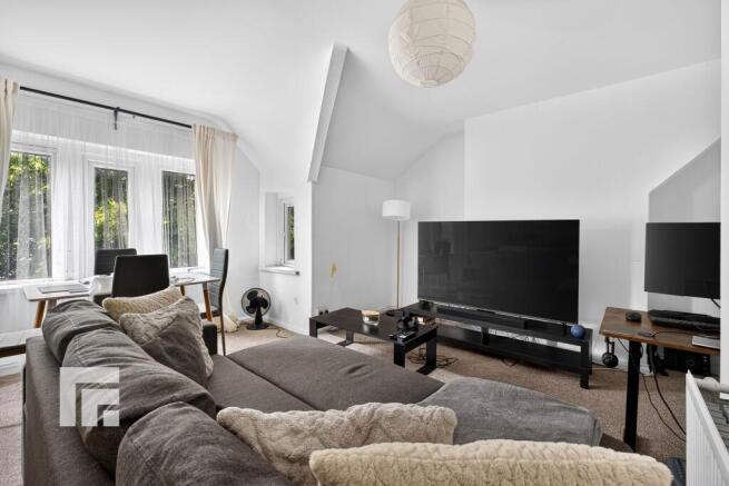 FLAT FOUR - TOP FLOOR