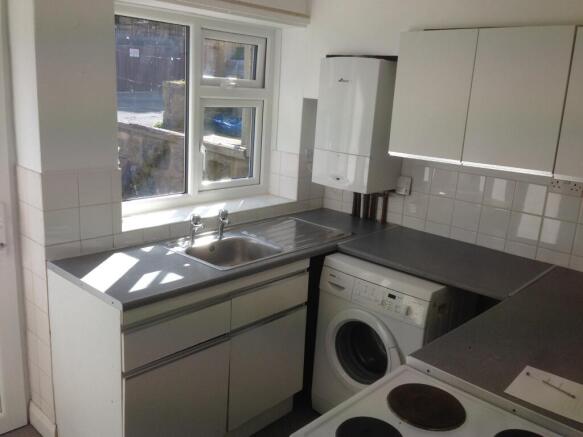 5 bed Terraced for sale Image 11