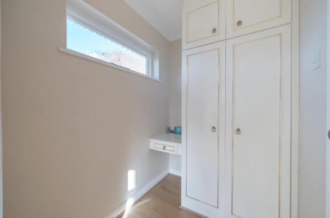 Wardrobe Area (Be...