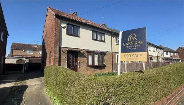 3 bed Semi-Detached for sale