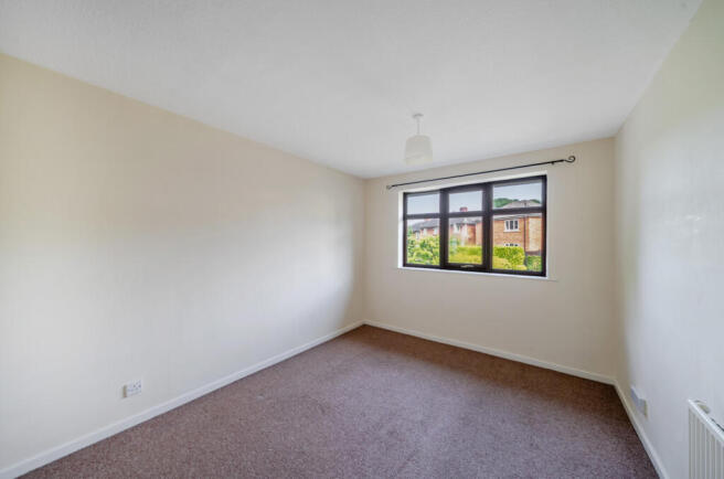 2 bed Flat for sale Image 6
