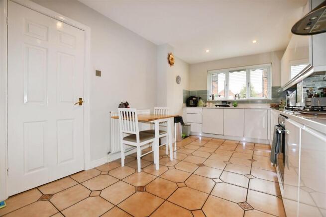 Fitted Kitchen