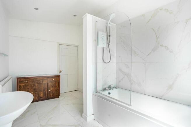 1 bed Duplex for sale Image 12