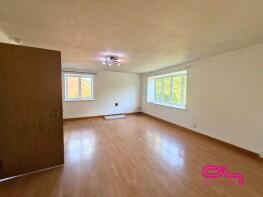 63, Dean Court, Bolton BL1 2SA