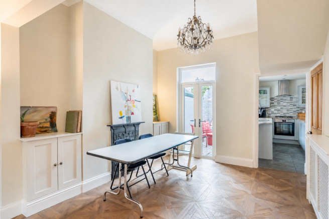 2 bed Terraced for sale Image 6