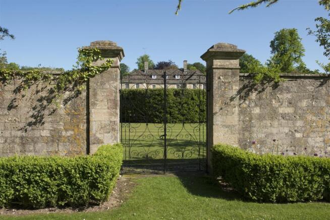 The Walled Garden-00