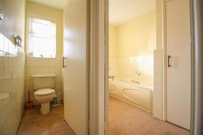 Bathroom & WC