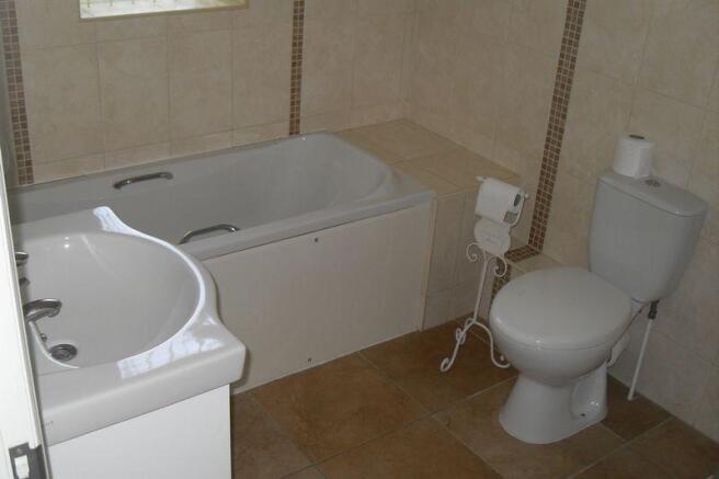 Family bathroom