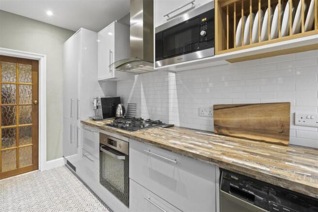 kitchen #3.jpg