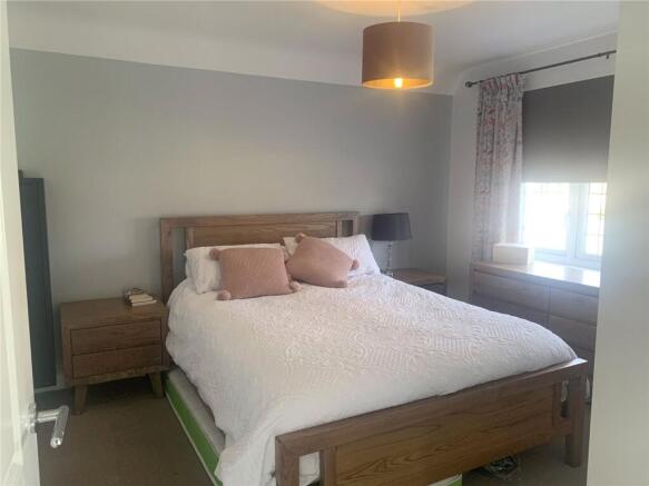 3 bed Detached to rent Image 10