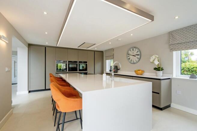 Kitchen/Dining Area