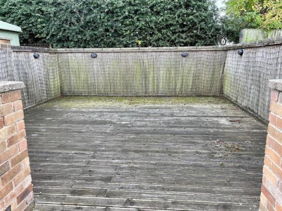 Rear Decked area