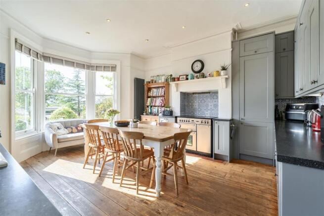 Kitchen / Breakfast Room