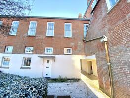1, East Mews, Fareham PO17 5FB