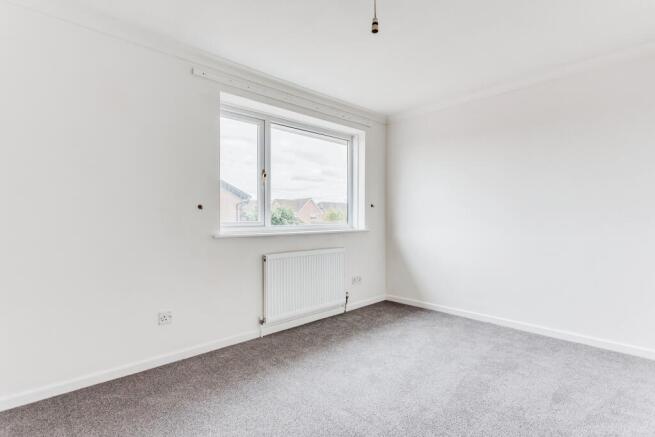 2 bed Semi-Detached to rent Image 7