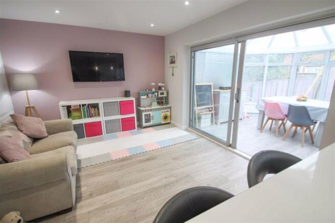 Kitchen/family room