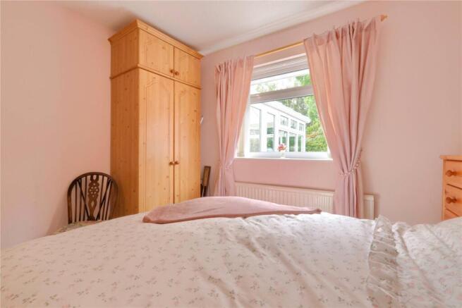2 bed Bungalow for sale Image 11