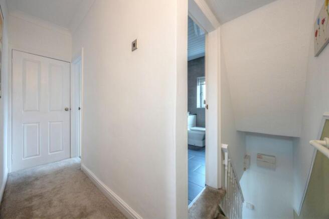 2 bed Terraced for sale Image 7