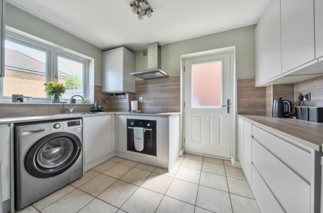 1309897-7-68502e0503e15