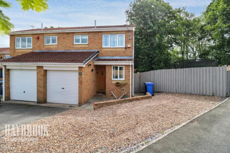 Farnaby Drive, High Green