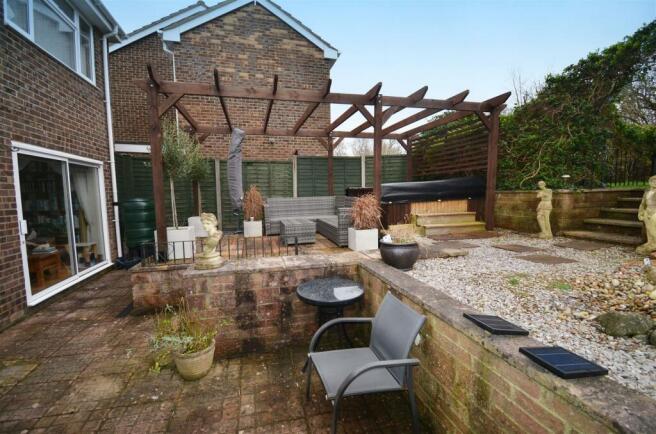 ENTERTAINING AREA