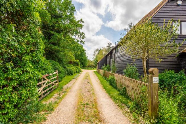 Mill Farm, Mill Lane, Weston Turville, Buckinghamshire, HP22 5RG