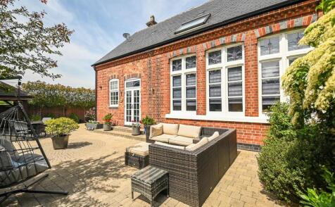 Rangemore Hall Mews, Rangemore, DE13