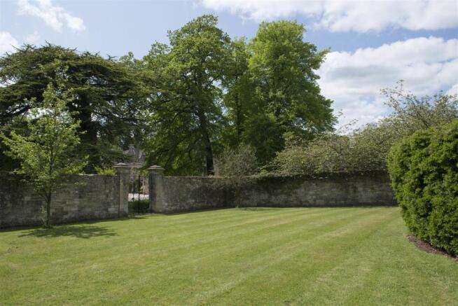 The Walled Garden-04