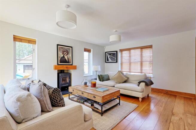 IMG_6482_3_4_easyHDR-interior3.jpg