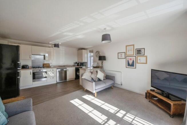 1 bed Flat for sale Image 5