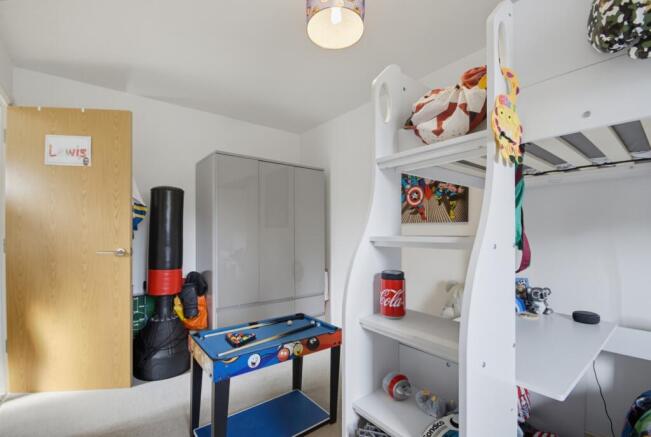 3 bed Semi-Detached for sale Image 10