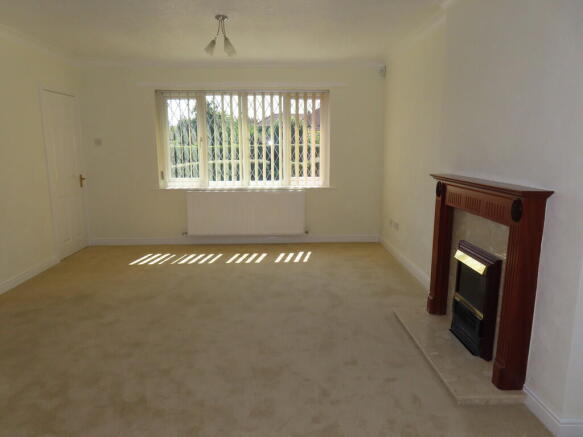2 bed Detached Bungalow for sale Image 5
