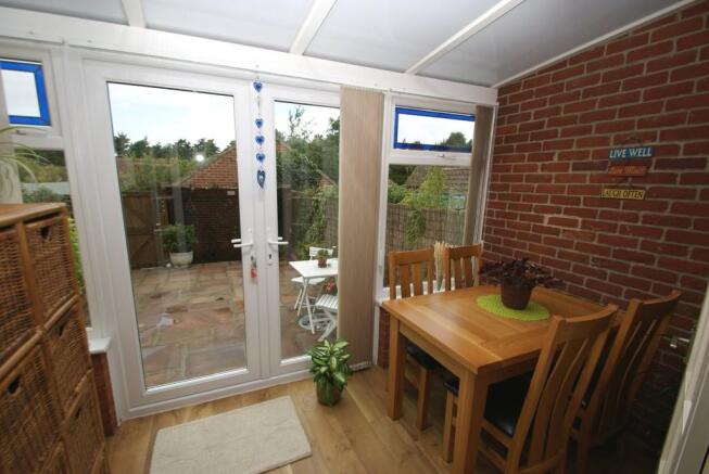 Conservatory/Dining Rm