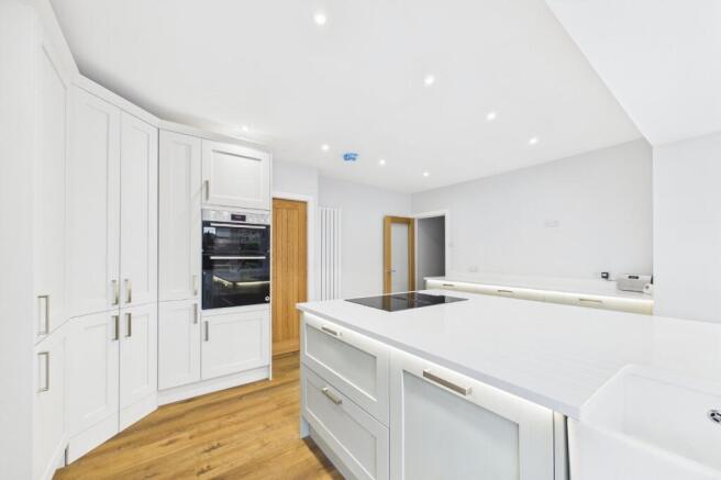 3 bed Bungalow for sale Image 10