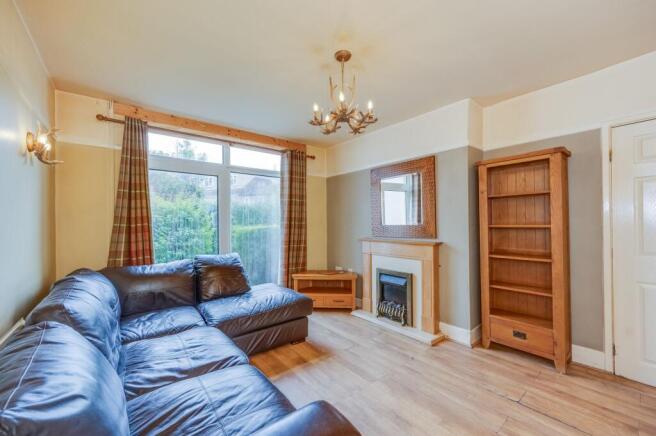 3 bed Semi-Detached for sale Image 6
