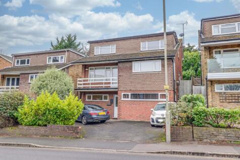 Queens Road, Brentwood, CM14