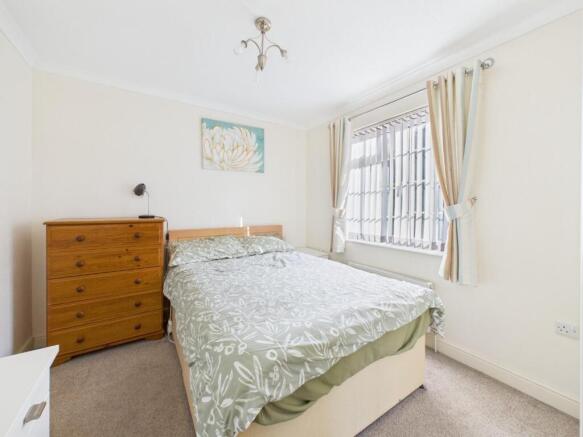 2 bed Park Home for sale Image 9