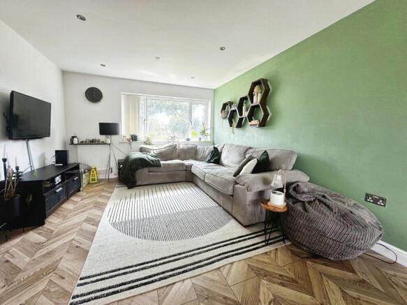 Lounge..JPG