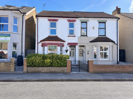Cromwell Road, Hayes, Middlesex, UB3 2PP