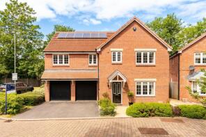 28, Wellswood Gardens, Reading RG1 5BF