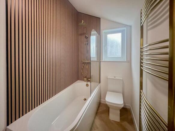 3 bed Terraced for sale Image 12
