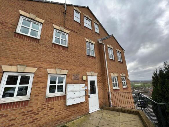 2 bed Flat for sale Image 8