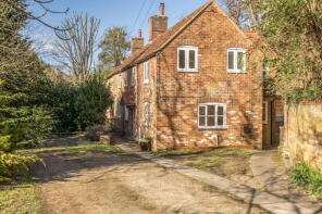 1, Ivy Cottage, Low Road, Devizes SN10 4JX