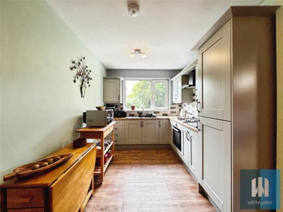 3 bed Bungalow for sale Image 7