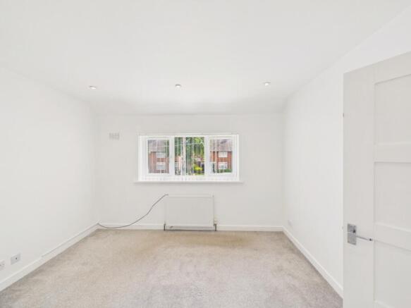 3 bed Terraced for sale Image 10