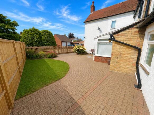 218 High Street, Arlesey, Bedfordshire, SG15 6TD photo 4