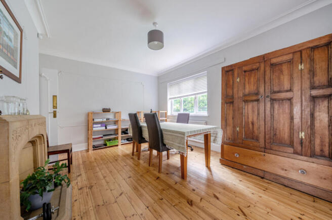 7 bed Detached for sale Image 8