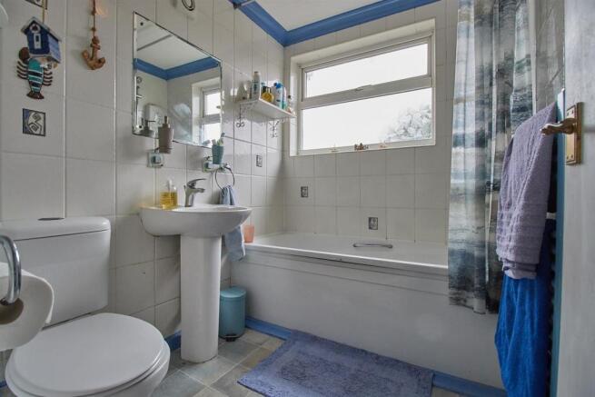 Bathroom to Rear