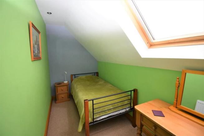 Bedroom 4.JPG