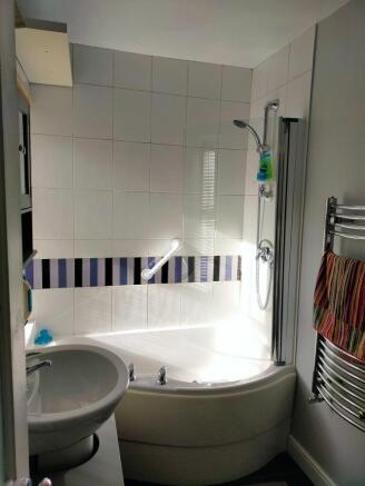 Photo 18
